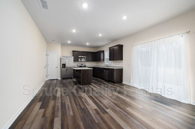 Building Photo - 1504 Arapahoe Ridge Dr
