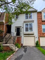 Building Photo - 14141 Betsy Ross Ln