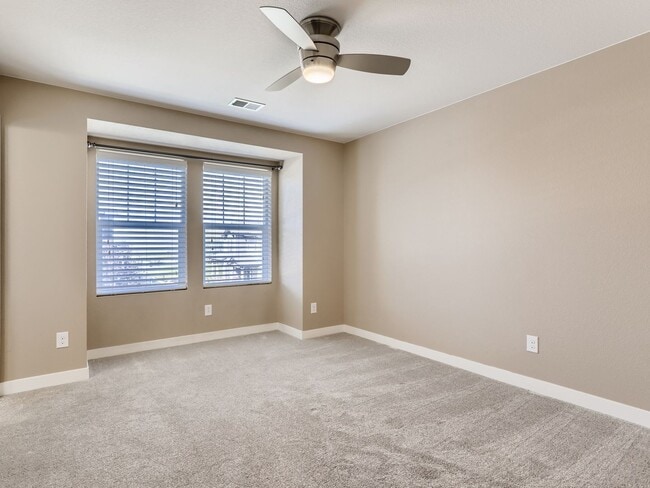 Building Photo - 10219 Tall Oaks Cir