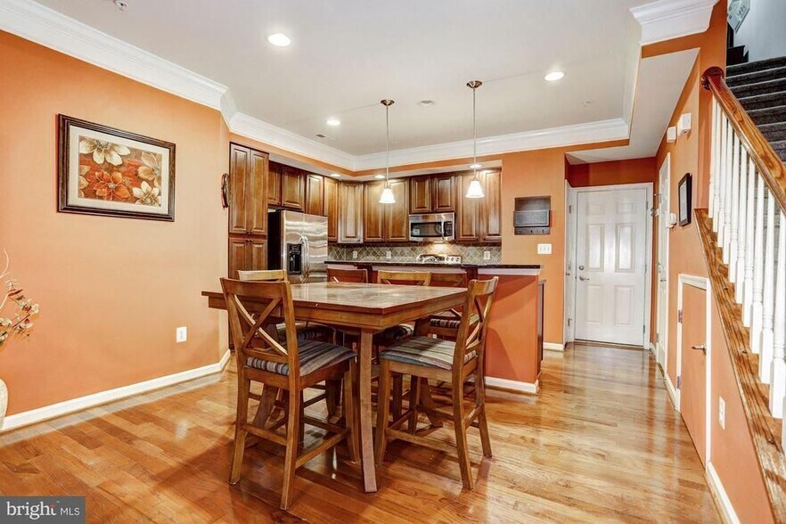 Building Photo - 7289 Elkridge Crossing Way