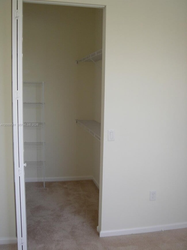 Building Photo - 4404 SW 160th Ave