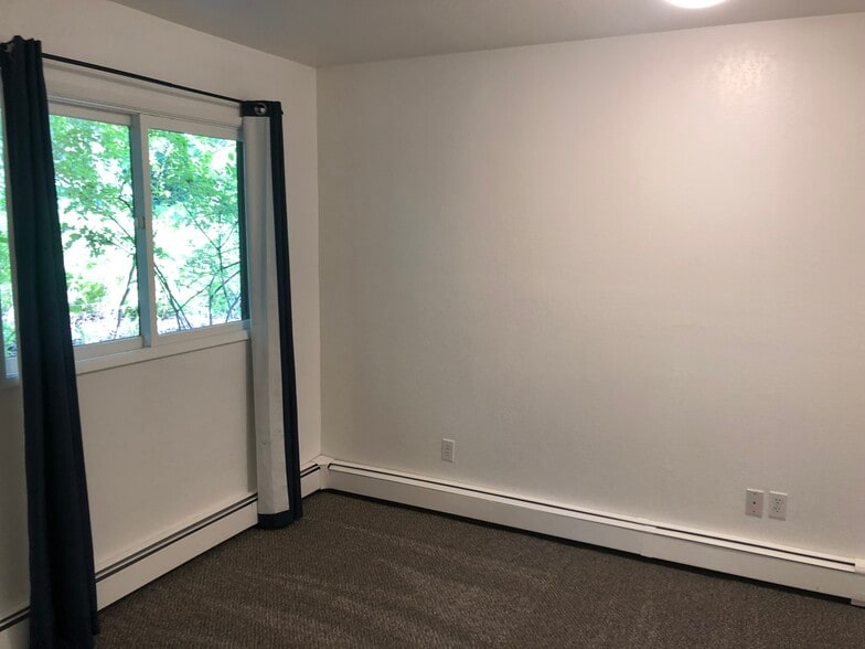 Bedroom - 239 W Cook Ave