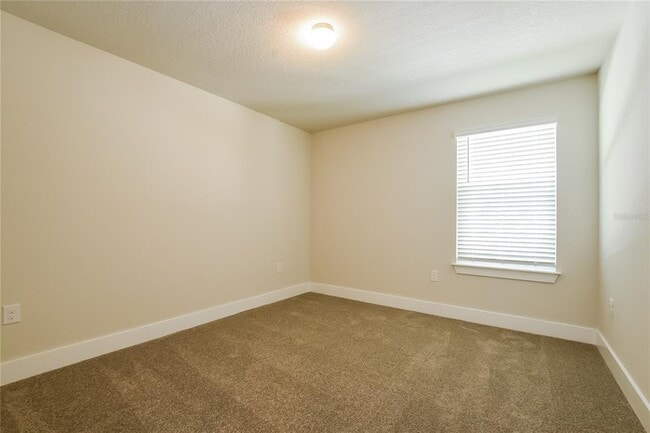 Building Photo - 313 Whiteheart Dr