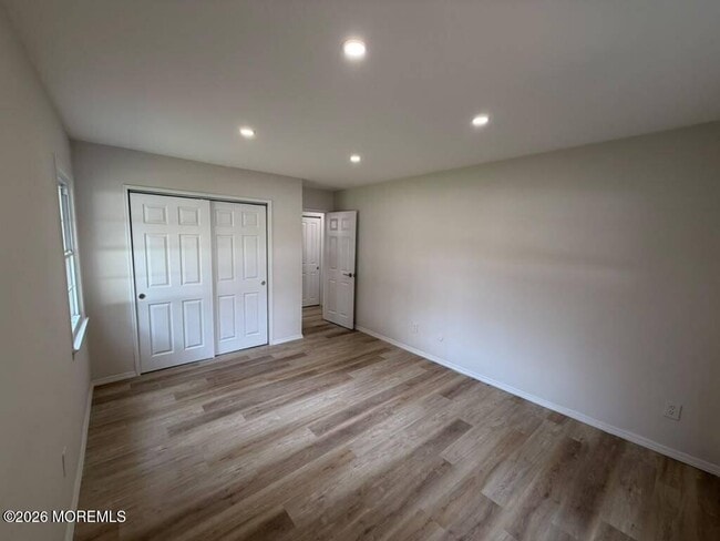 Building Photo - 48 Stonehurst Blvd