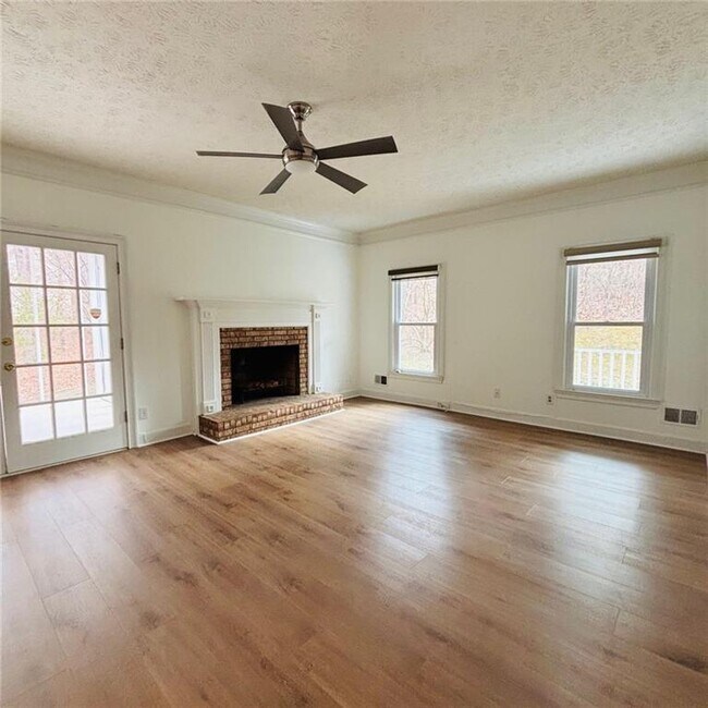 Building Photo - 3775 Belle Glade Trail SW