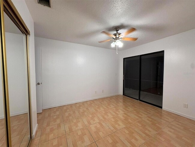 Building Photo - 1724 Foxhall Cir