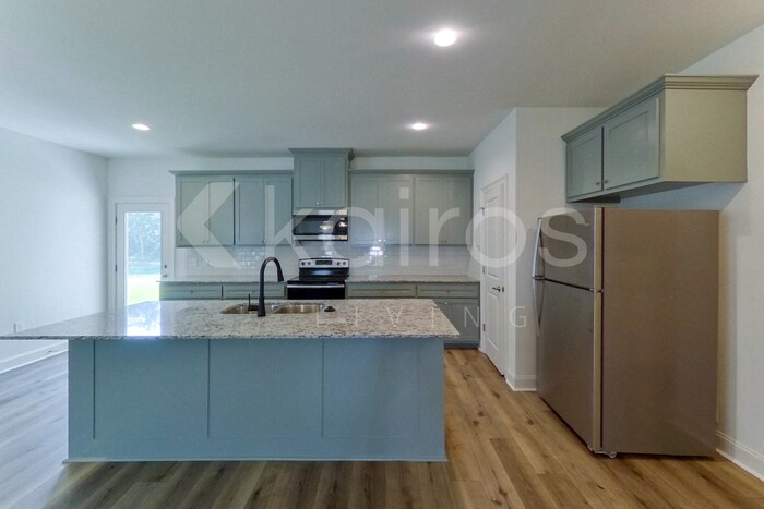 Building Photo - 7936 S Hendrick Dr