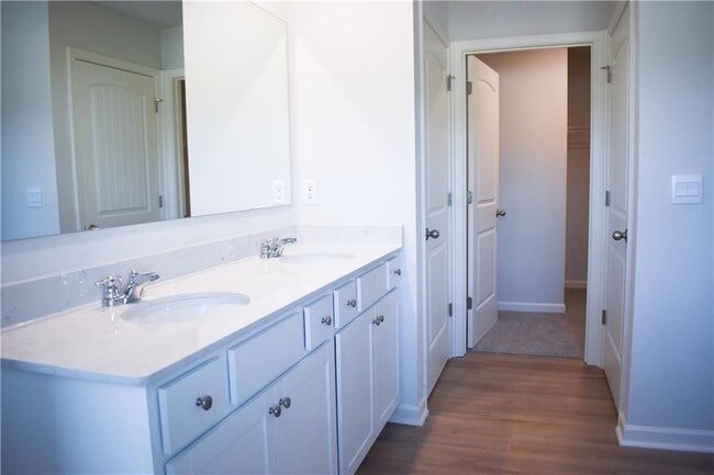 Building Photo - 6686 Corryton St