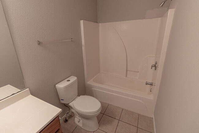 Building Photo - 1417 Bodie Dr