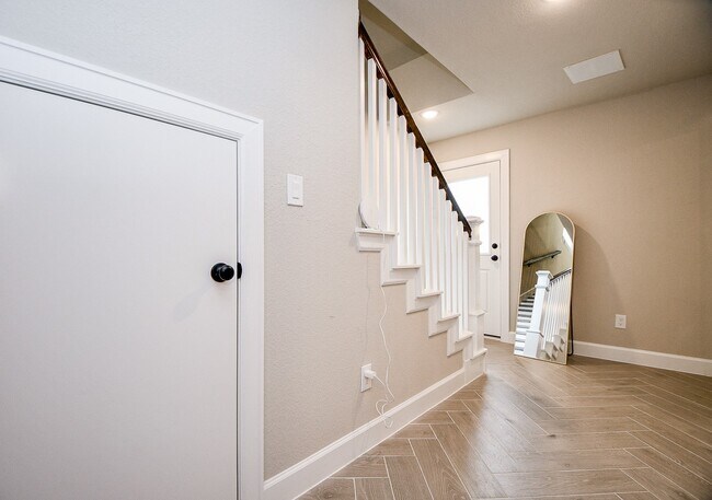 Building Photo - 2033 Millbridge Spring Ln