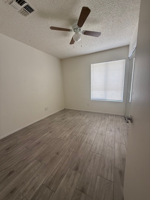 Building Photo - 1131 W Ross Ave