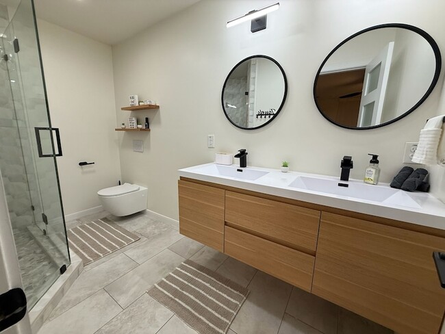 Building Photo - 5912 Harvest Hill Rd