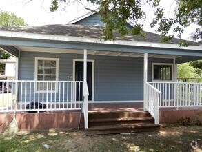 Building Photo - 6814 Donlen St