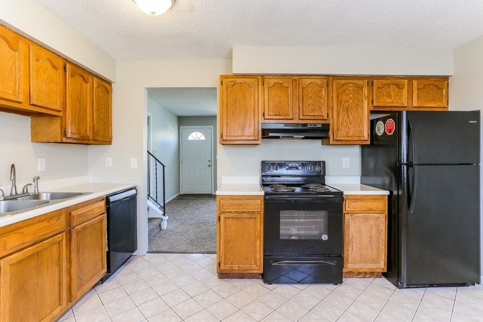 Building Photo - 2710 Moundcrest St