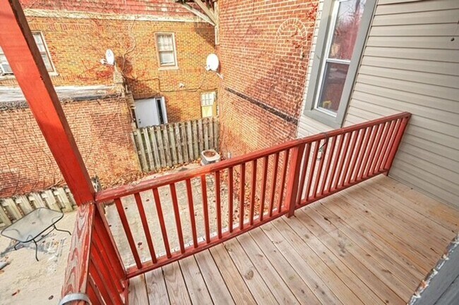 Building Photo - Coming Soon - Spacious 5 Bedroom, 1 Bath H...