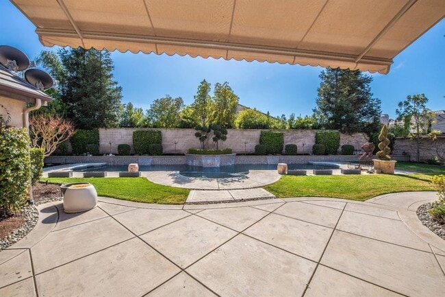 Building Photo - Luxury Unfurnished Single-Story Custom Home for Lease in Copper Ridge