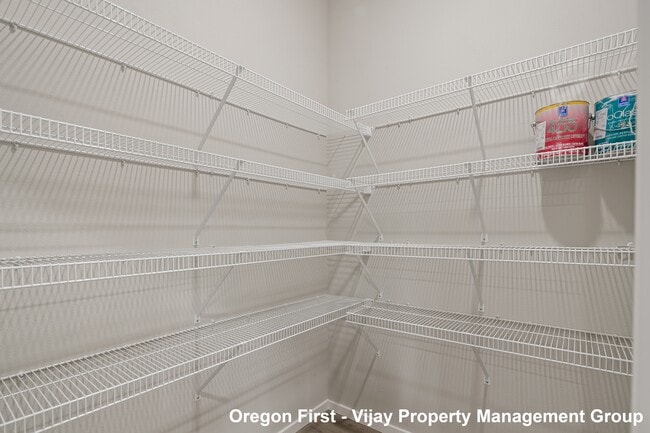 Building Photo - 15548 NW Linder St