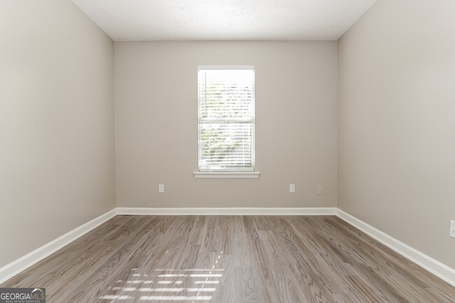 Building Photo - 45 Belmont Cove