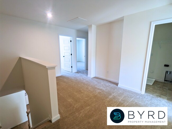 Building Photo - 18625 Palisades Rdg