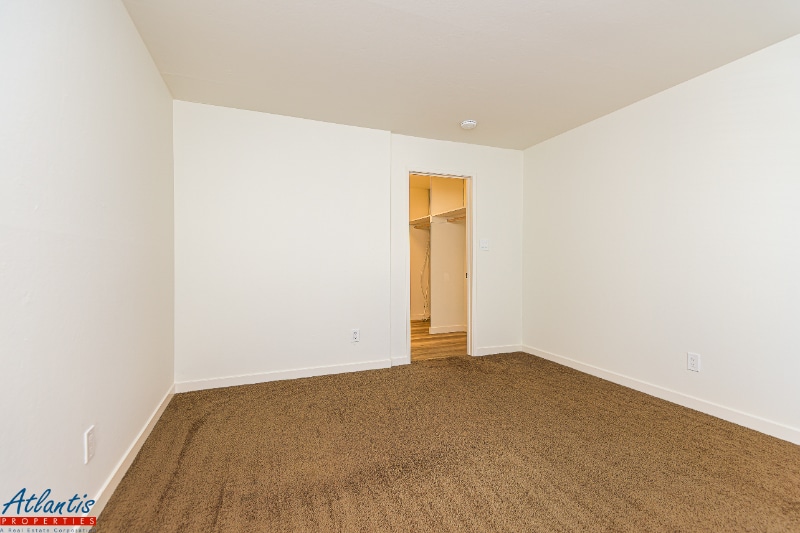 Building Photo - 555 S 10th St