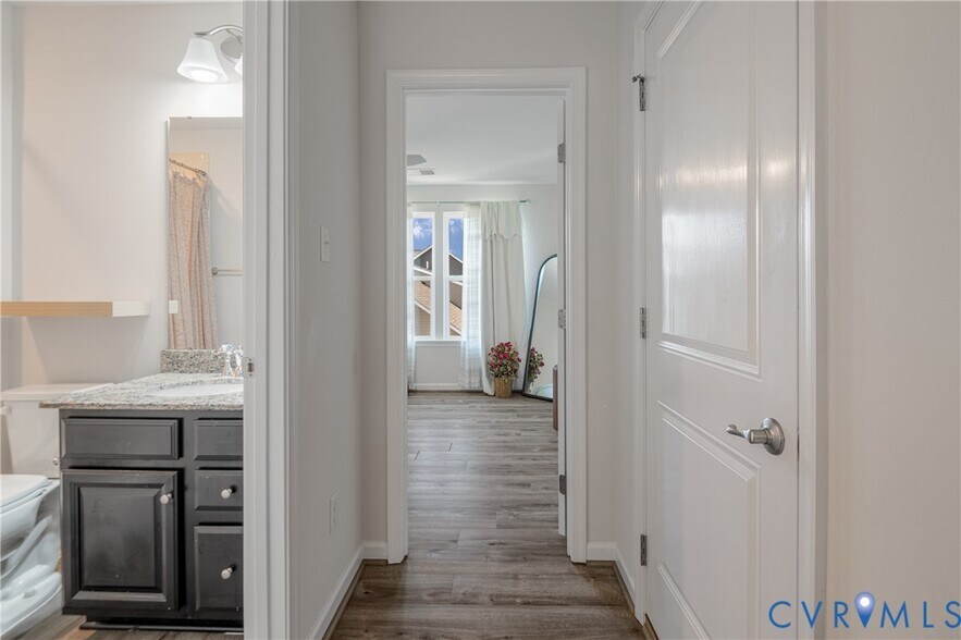 Building Photo - 16848 White Daisy Loop