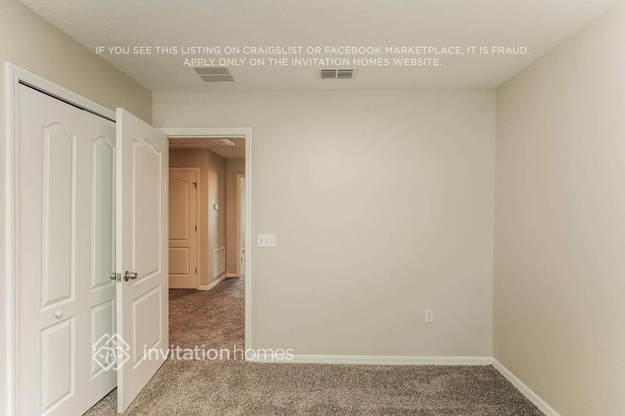 Building Photo - 7148 Five Oaks Dr