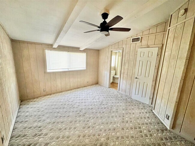 Building Photo - 128 Topspin Cir