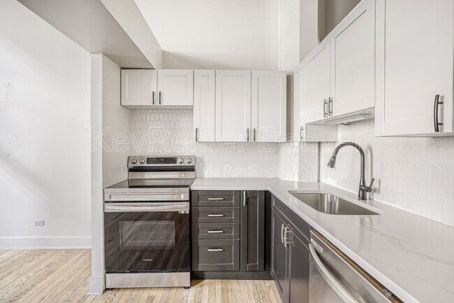 Building Photo - 720 16th St St