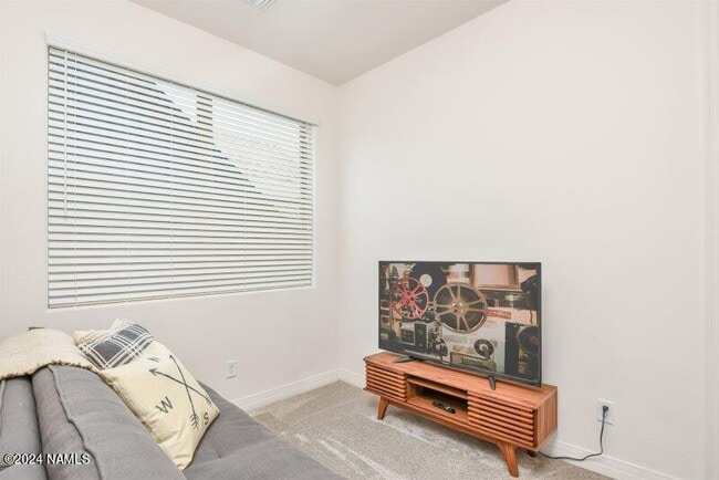 Building Photo - 2591 W Pollo Cir