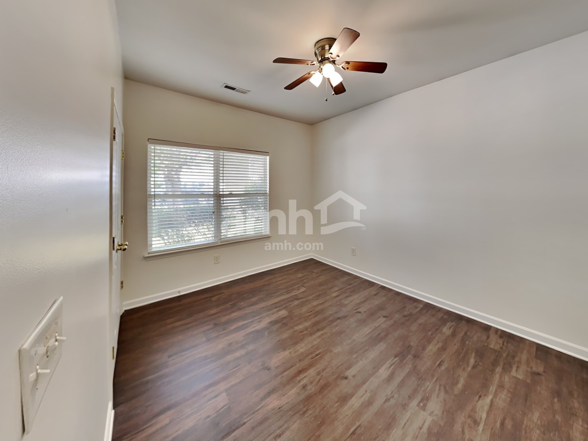 Building Photo - 7423 Mary Jo Helms Dr