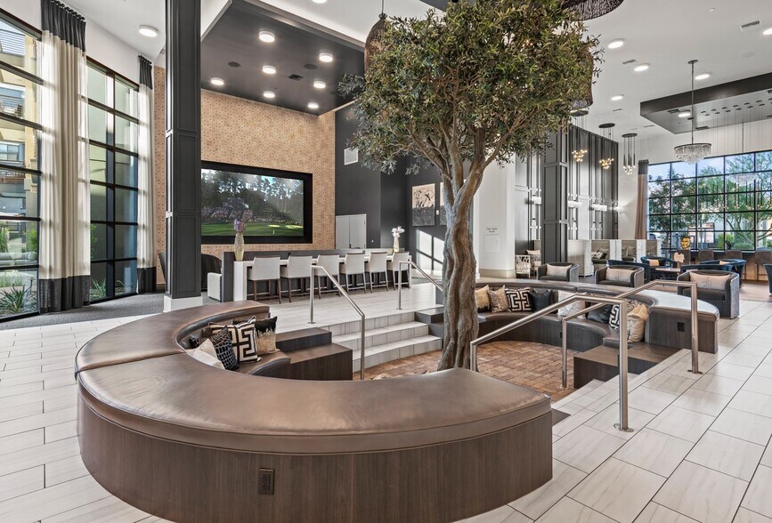 Building Photo - 8688 E Raintree Dr