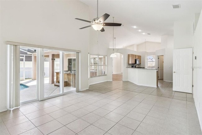 Building Photo - 166 Greeley Loop