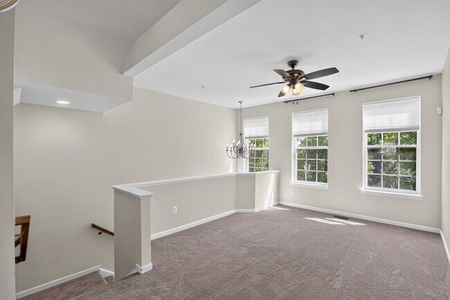 Building Photo - 23111 Foxglove Way
