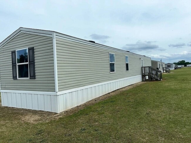 Building Photo - 1513 Treys Dr
