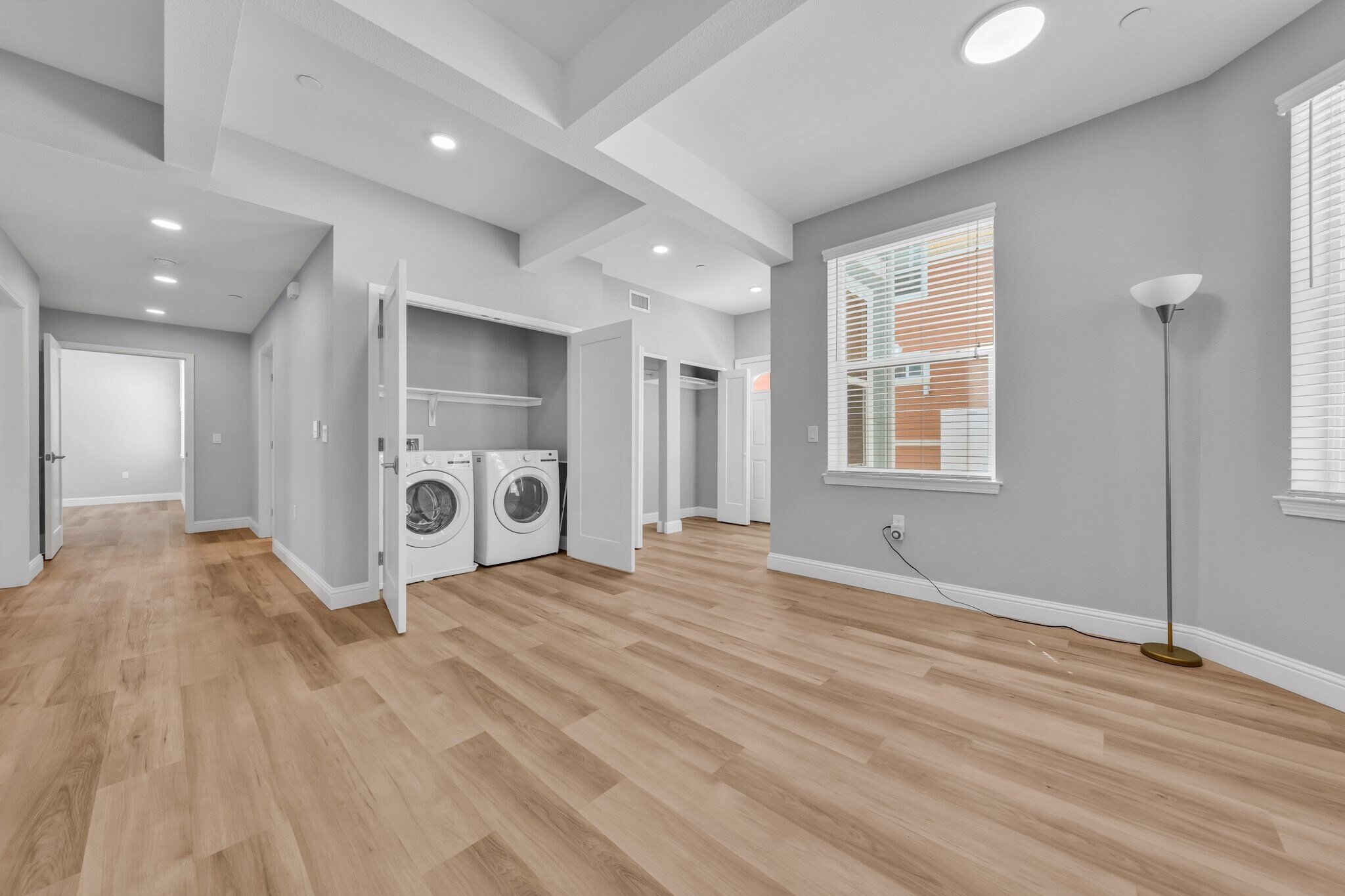 Building Photo - 2020 Dwight Way