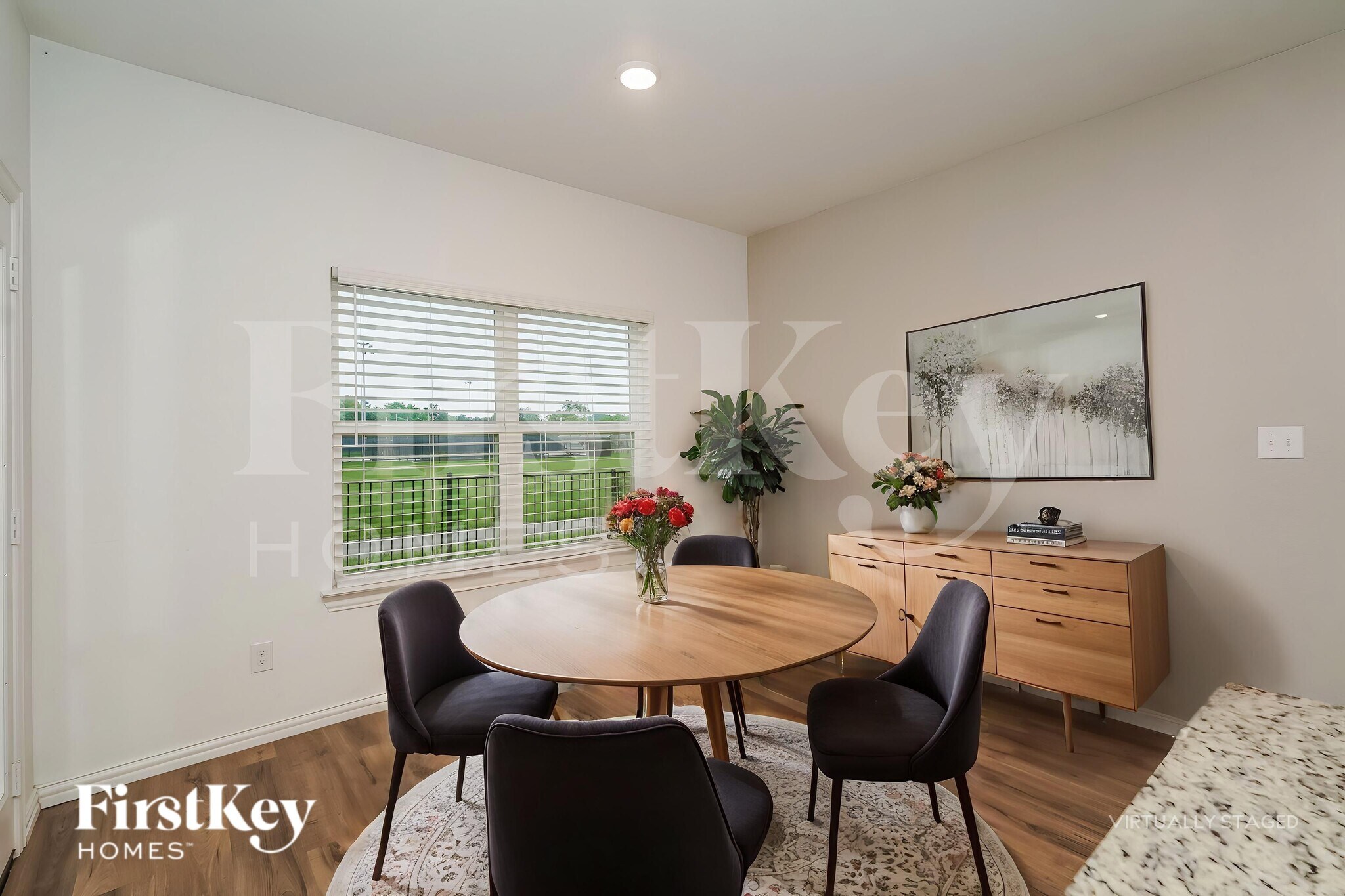 Building Photo - 7340 Parkside Pl Dr