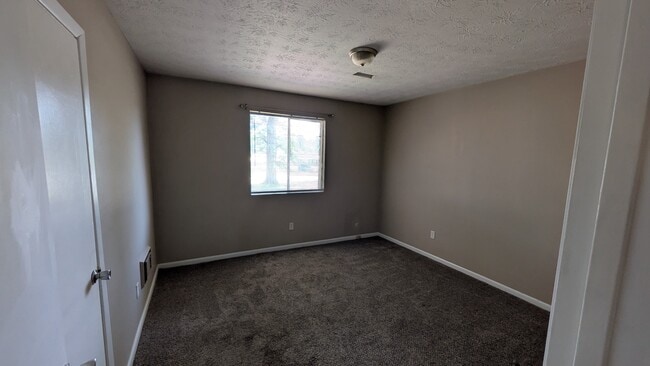 Building Photo - 114 2nd Ave
