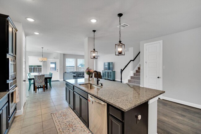 Building Photo - 7412 Winterbloom Wy
