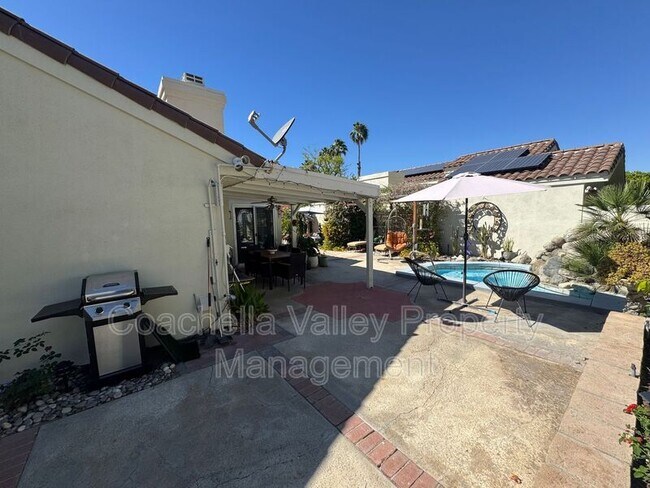 Building Photo - 43584 Via Magellan Dr