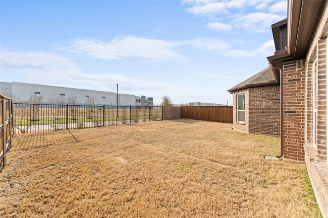 Building Photo - 1360 Chisos Wy