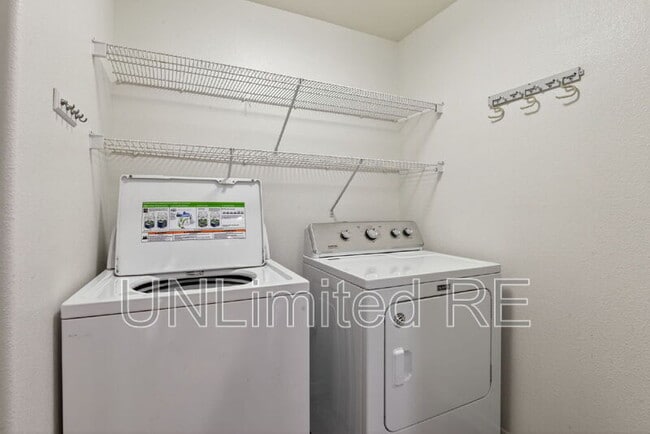 Building Photo - 1401 N Fourth St