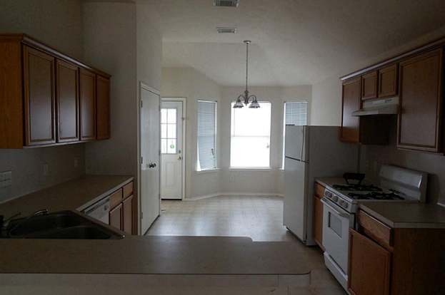 Building Photo - 12406 Magnolia Canyon