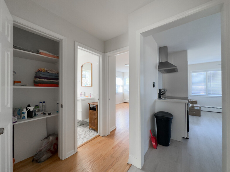 Building Photo - 2728 N 75th Ave