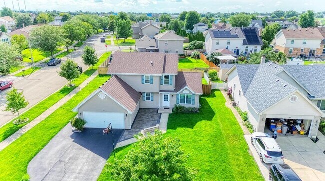 Building Photo - 1413 Skylark Ln