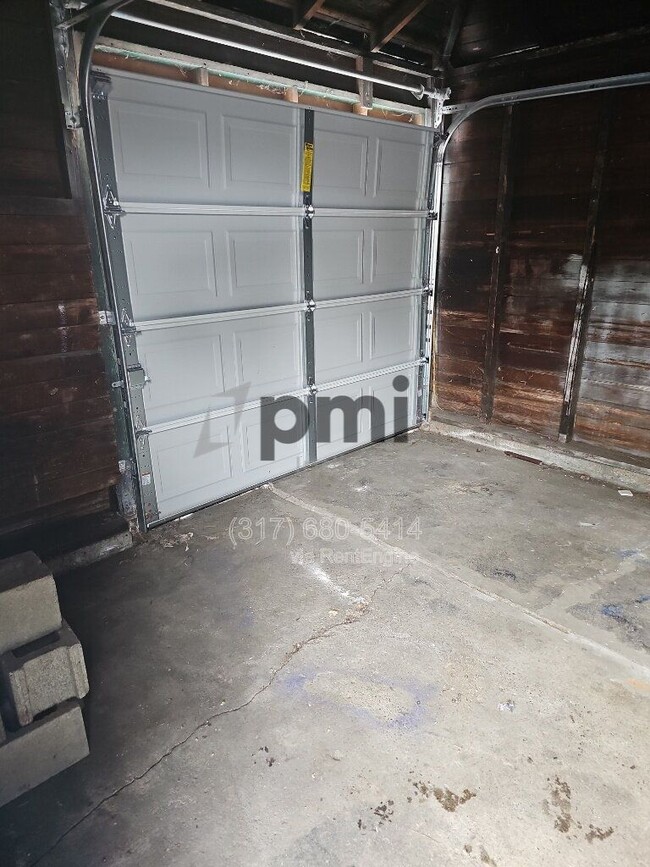 Building Photo - 4321 Bertha St