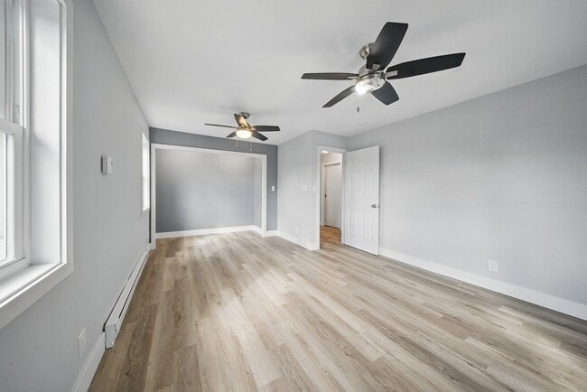 Building Photo - 341 Highland Ave Ext