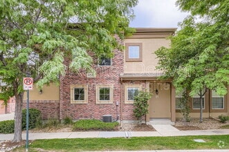 Building Photo - 9555 Cedarhurst Ln
