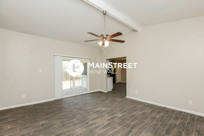 Building Photo - 2606 Shenandoah Dr