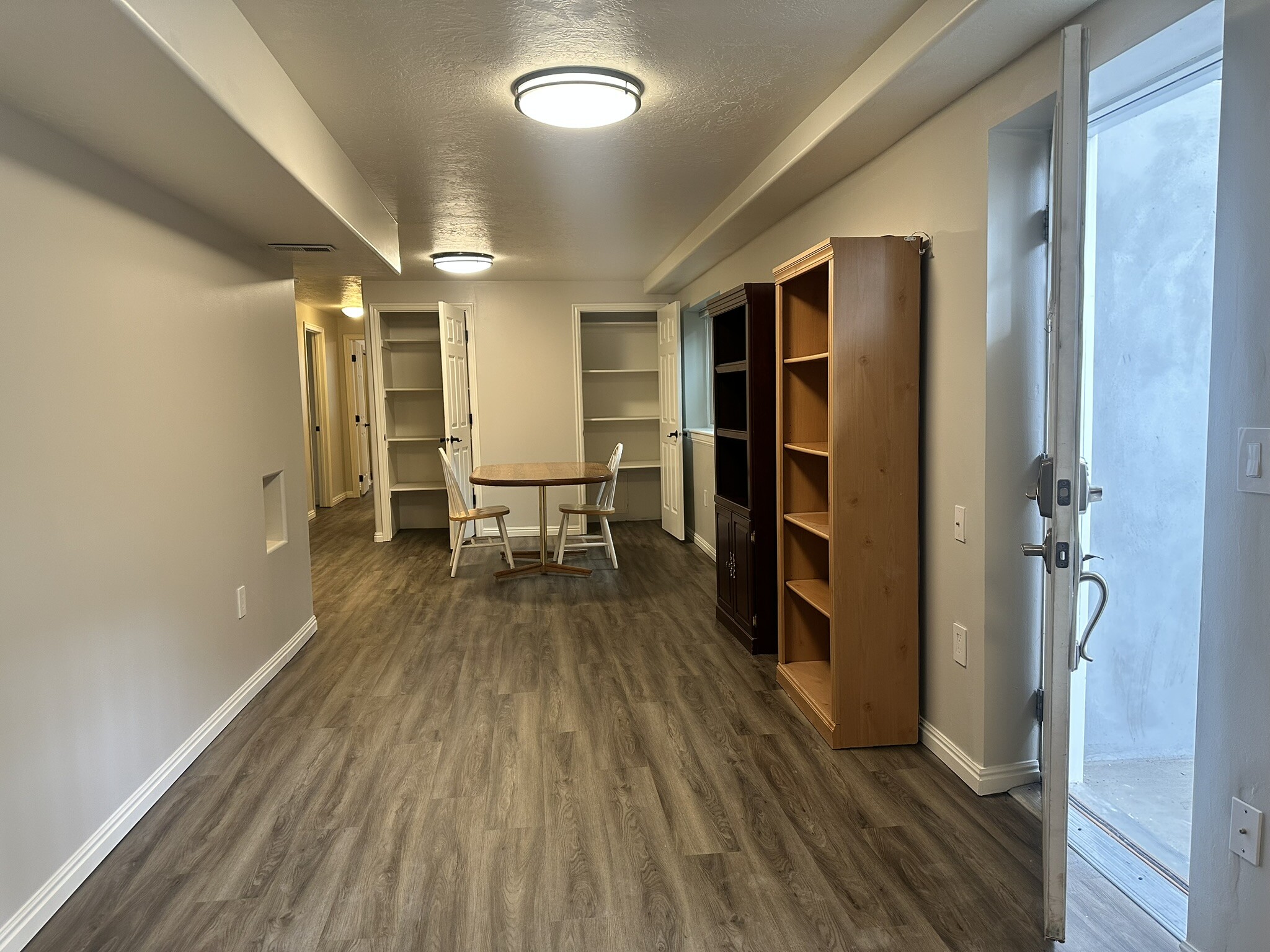 Building Photo - 4919 W 8620 S
