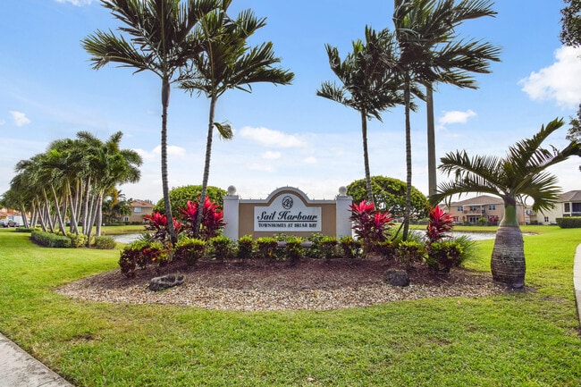 Building Photo - 6125 Eaton St